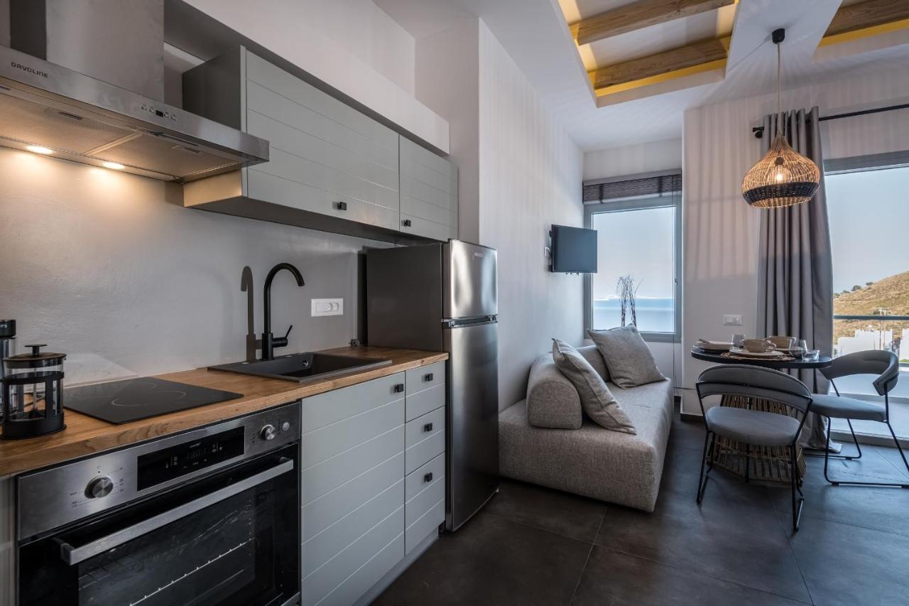 Vivere Luxury Suites Pera Gyalos Eksteriør bilde