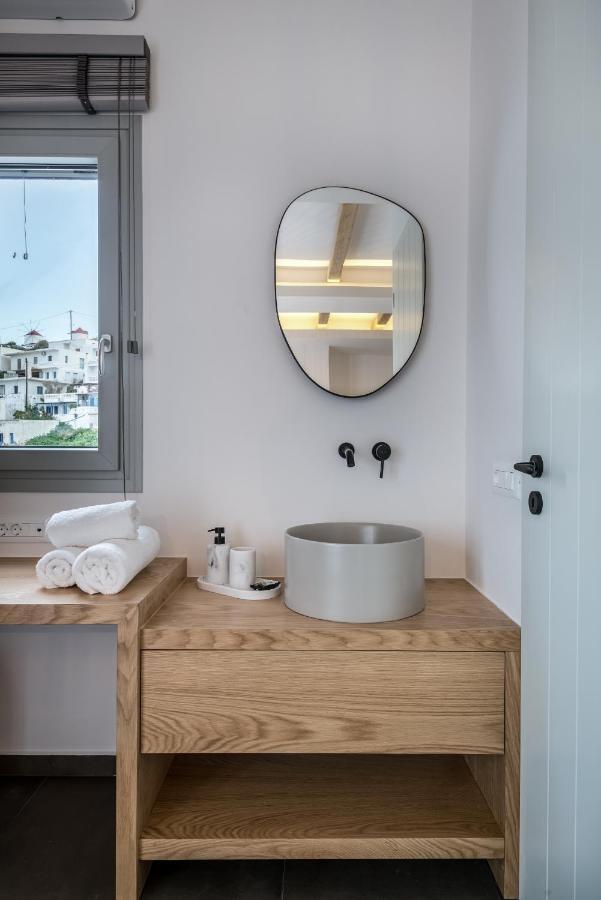 Vivere Luxury Suites Pera Gyalos Eksteriør bilde